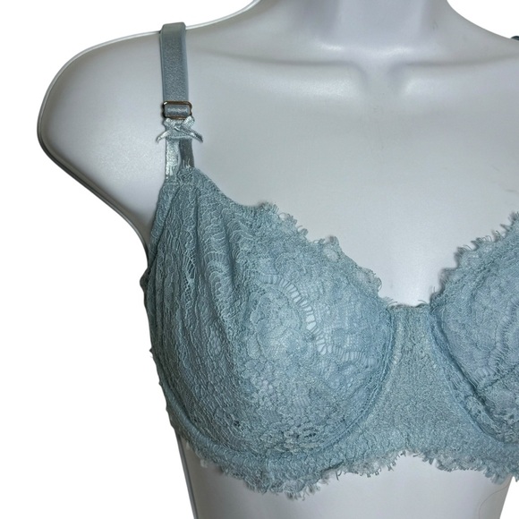 Victoria's Secret Wicked Unlined Lace Blue Topaz
Balconette Bra 34DDD - Picture 5 of 12